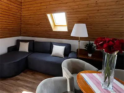 Gondűző fészek - Visegrád - Nappali